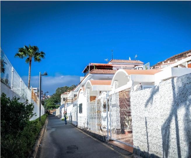 Lovely 2 Bedroom Apartment Near Las Vistas Beach Adults Only! Playa de las Americas (Tenerife) Exterior foto